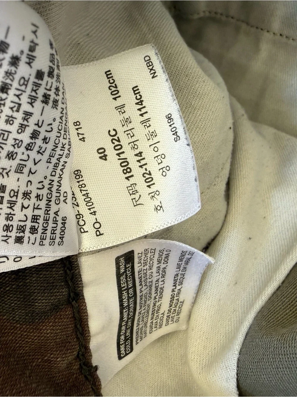 Levi's Men's Camouflage Cargo Shorts in Brown and Green